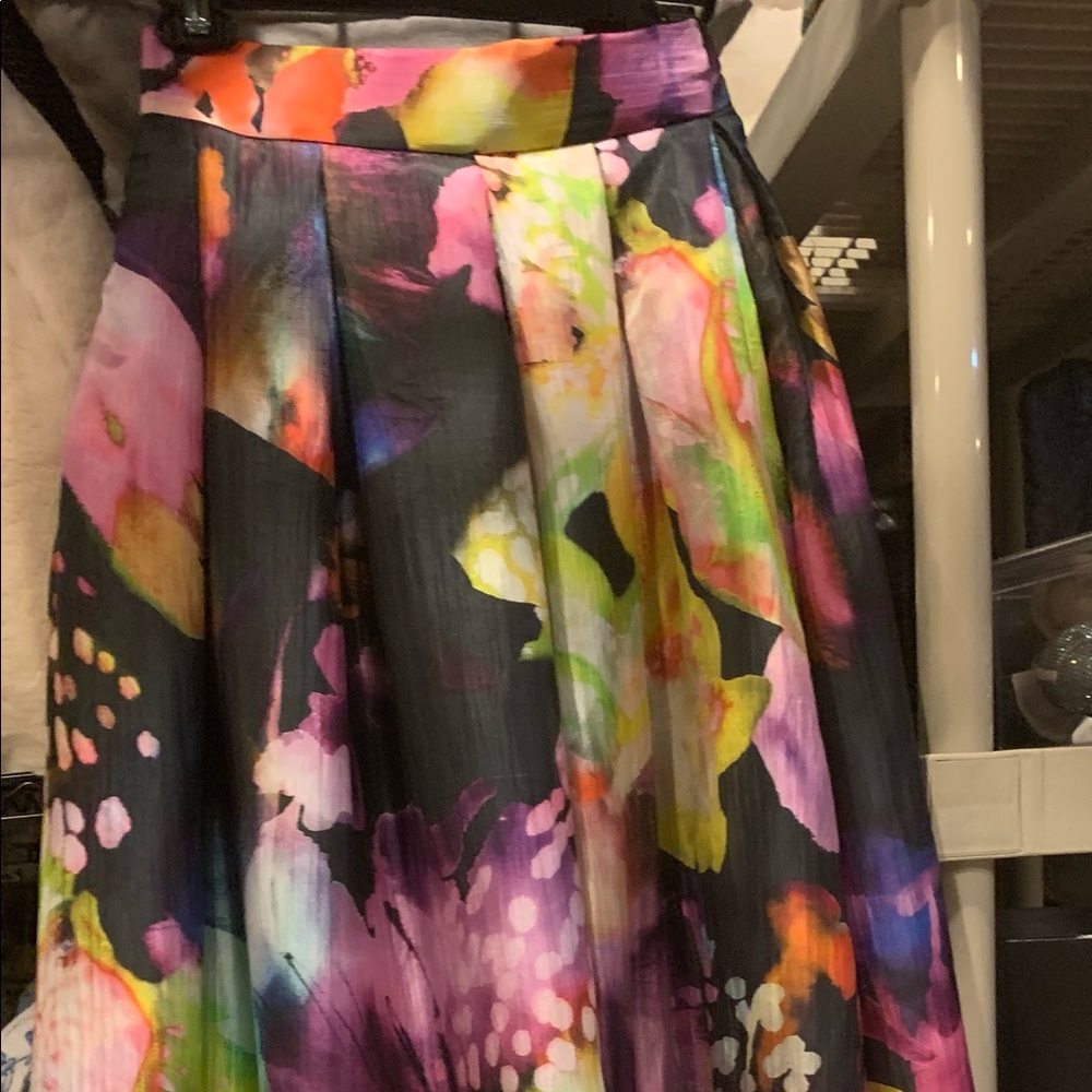 Michelle New York skirt